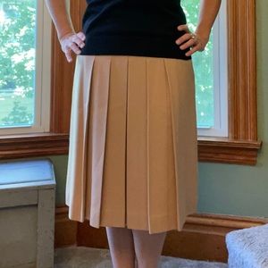 Vintage wool blend tan pleated skirt | size 8